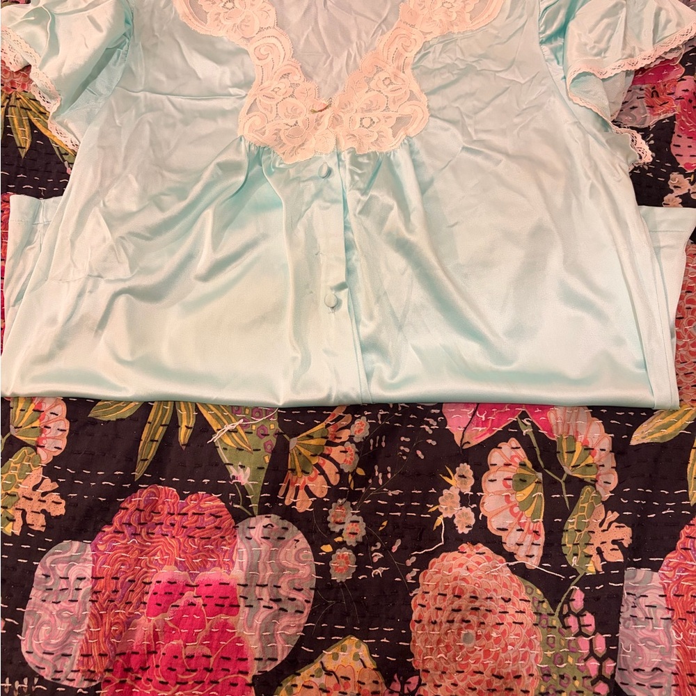 Vanity Fair Mint Chemise with Lace Trim